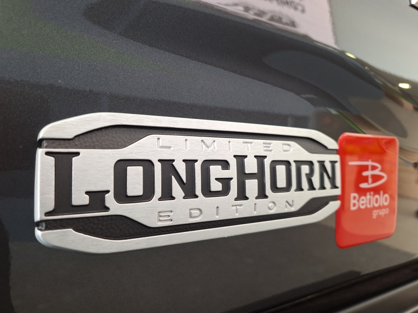ram 3500 6.7 i6 turbo diesel limited longhorn cd 4x4 automatico 4p 2024