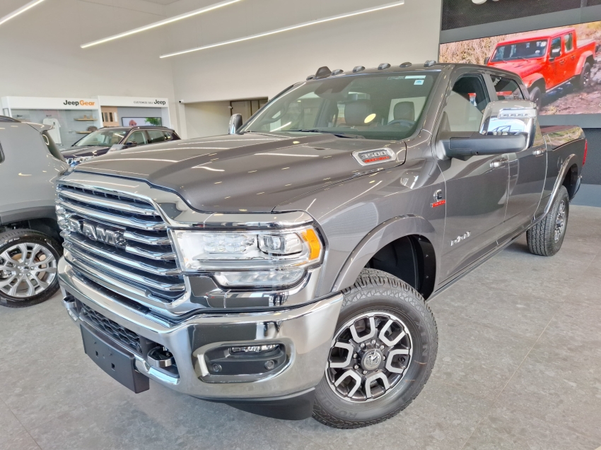 ram 3500 6.7 i6 turbo diesel limited longhorn cd 4x4 automatico 4p 2024