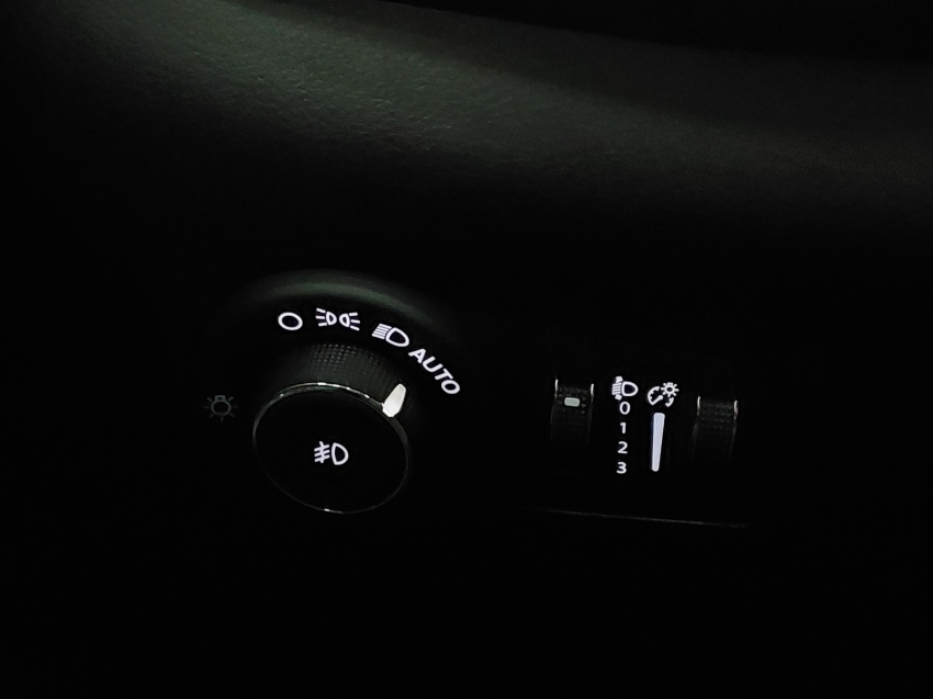 jeep commander 1.3 t270 turbo flex longitude at6 4p automatico 2025
