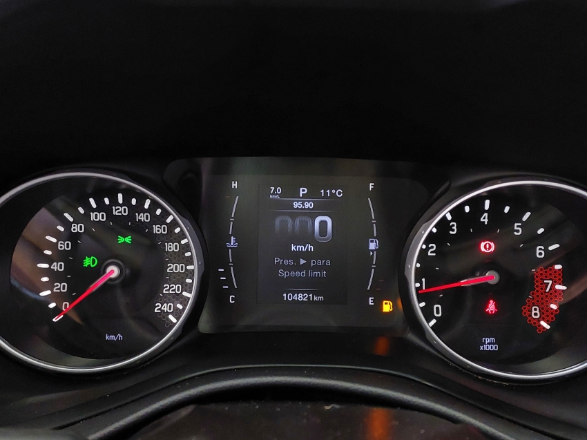 fiat toro 2.4 16v multiair flex freedom at9 4p automatico 2018
