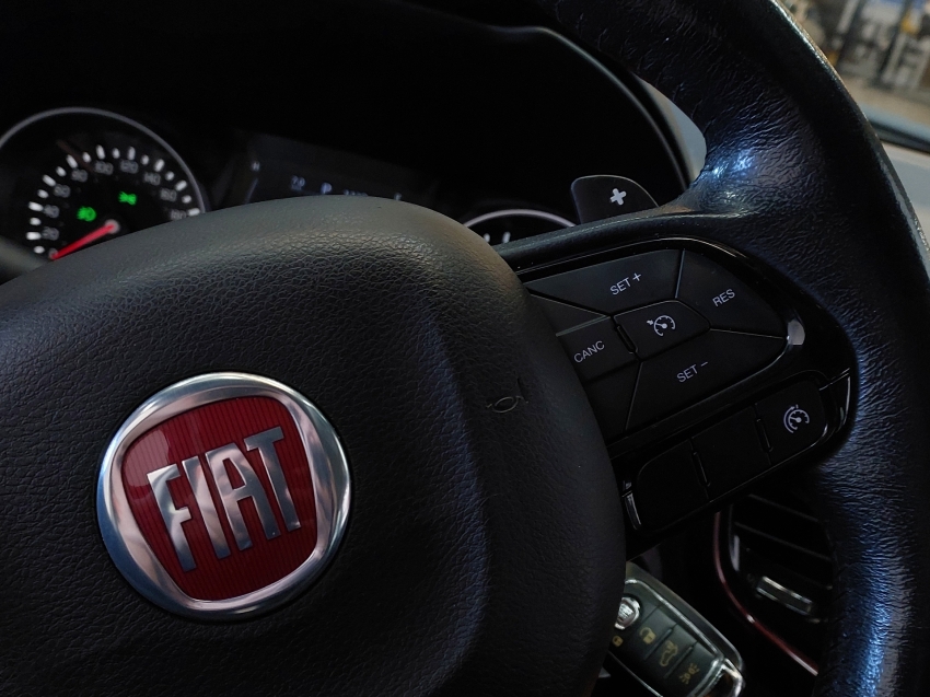 fiat toro 2.4 16v multiair flex freedom at9 4p automatico 2018