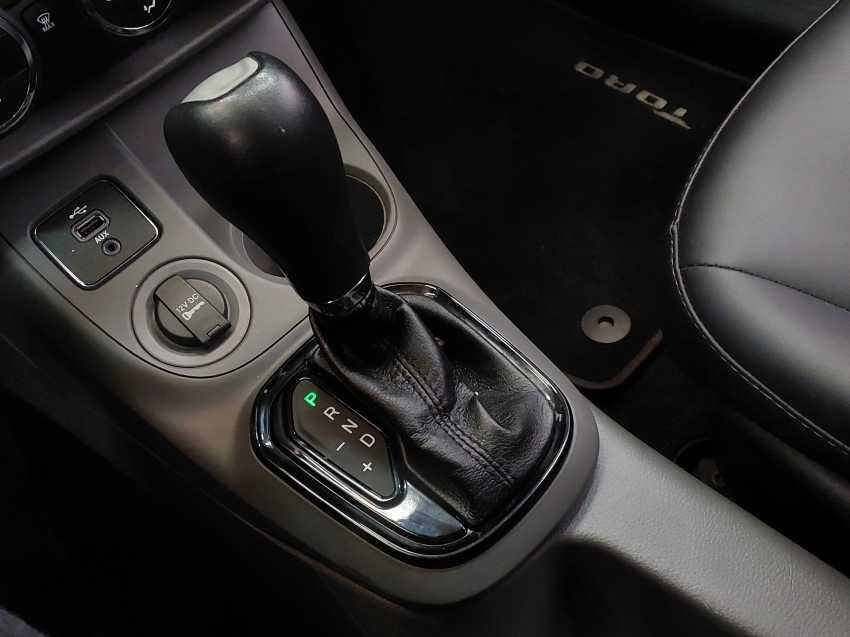 fiat toro 2.4 16v multiair flex freedom at9 4p automatico 2018
