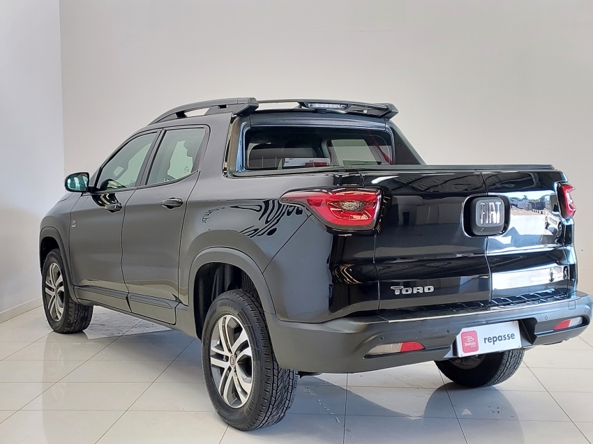 fiat toro 2.4 16v multiair flex freedom at9 4p automatico 2018