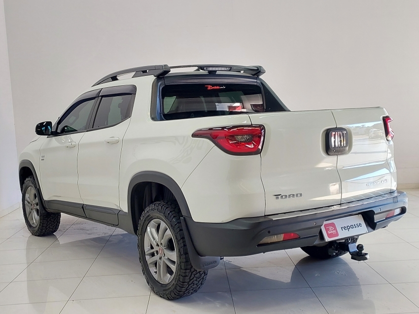 fiat toro 2.0 16v turbo diesel freedom 4wd at9 4p automatico 2020