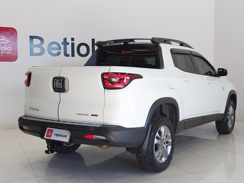 fiat toro 2.0 16v turbo diesel freedom 4wd at9 4p automatico 2020