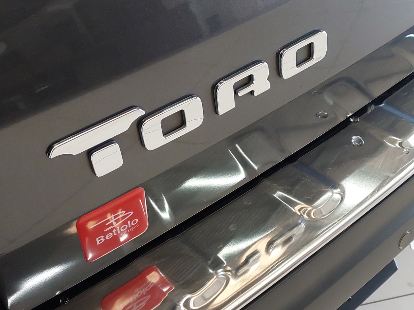 fiat toro 1.3 turbo 270 flex volcano at6 4p automatico 2022