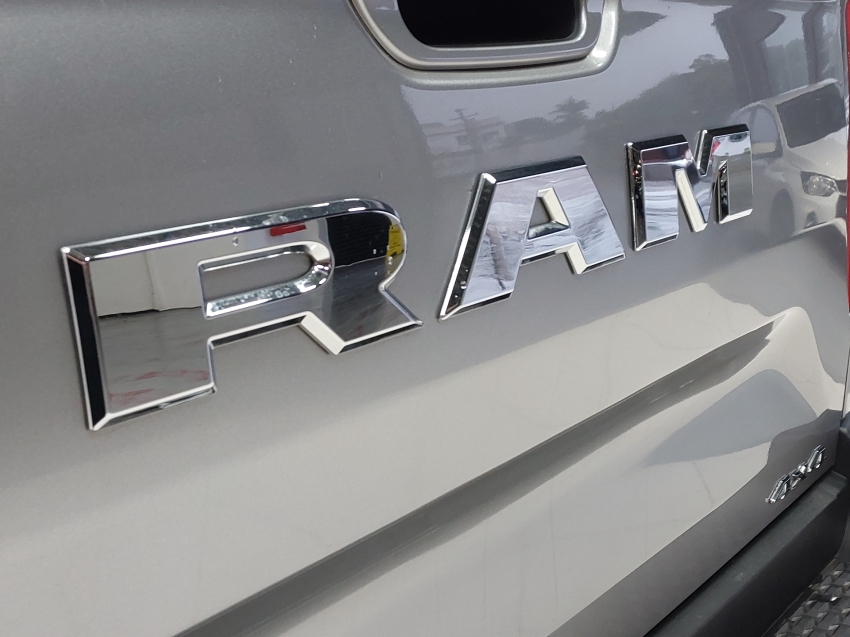 ram rampage 2.0 turbo diesel laramie 4x4 automatico 4p 2024