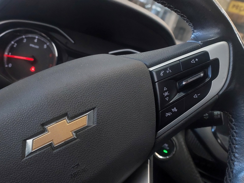 chevrolet onix 1.0 turbo flex plus automatico 4p 2020