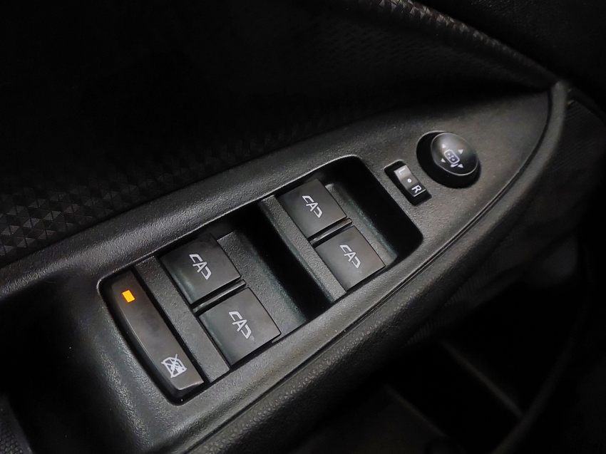 chevrolet onix 1.0 turbo flex plus automatico 4p 2020