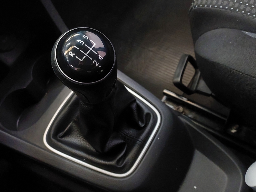 volkswagen fox 1.6 msi total flex connect 4p manual 2019