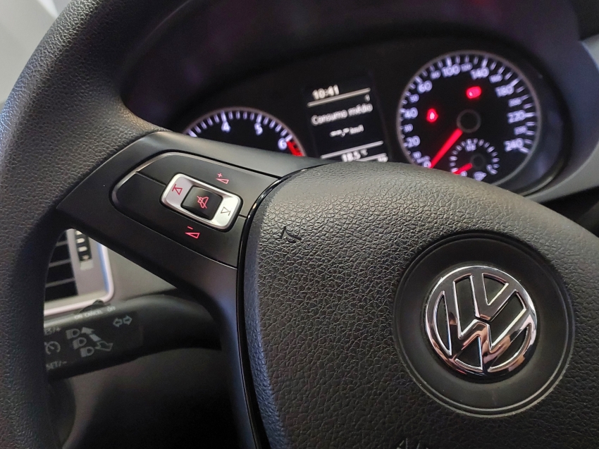 volkswagen fox 1.6 msi total flex connect 4p manual 2019