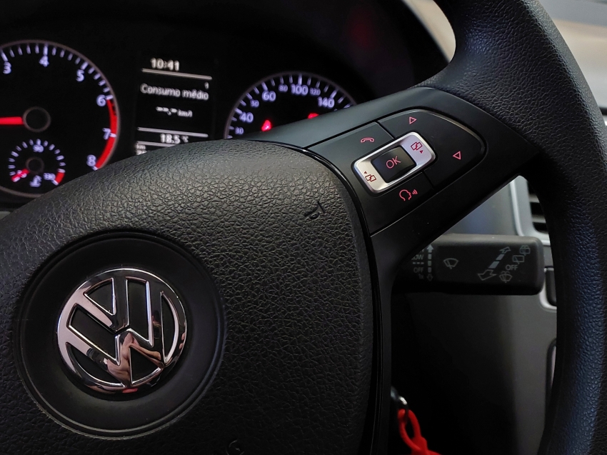 volkswagen fox 1.6 msi total flex connect 4p manual 2019