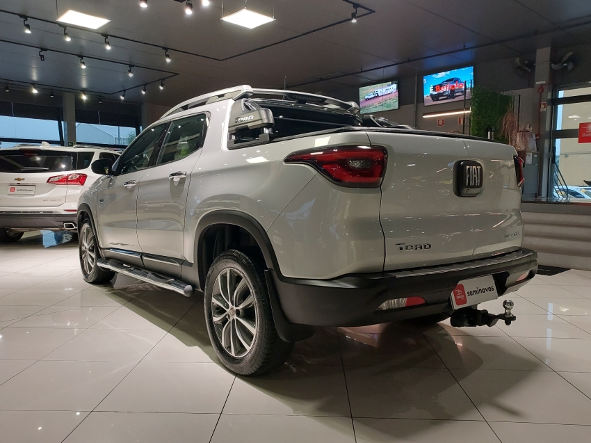 fiat toro 2.0 16v turbo diesel ranch 4wd at9 4p automatico 2019
