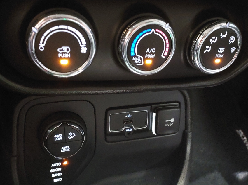 jeep renegade 2.0 16v turbo diesel sport 4p 4x4 automatico 2016