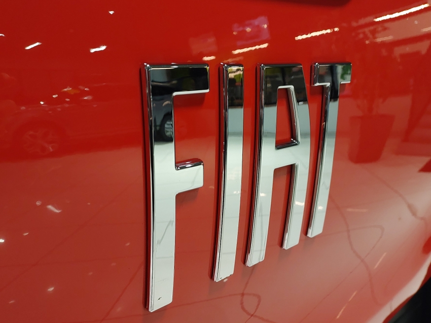 fiat strada 1.0 turbo 200 flex ranch cd cvt 4p automatico 2024