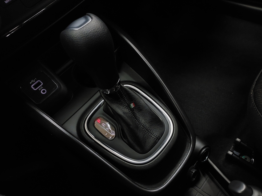 fiat cronos 1.3 firefly flex drive cvt 4p automatico 2026 fiat cronos 1.3 firefly flex drive cvt 4p automatico 2026