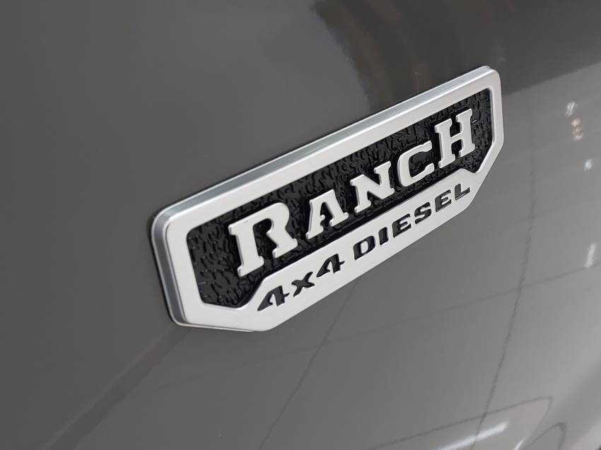 fiat toro 2.2 turbo diesel ranch 4wd at9 4p automatico 2025 fiat toro 2.2 turbo diesel ranch 4wd at9 4p automatico 2025