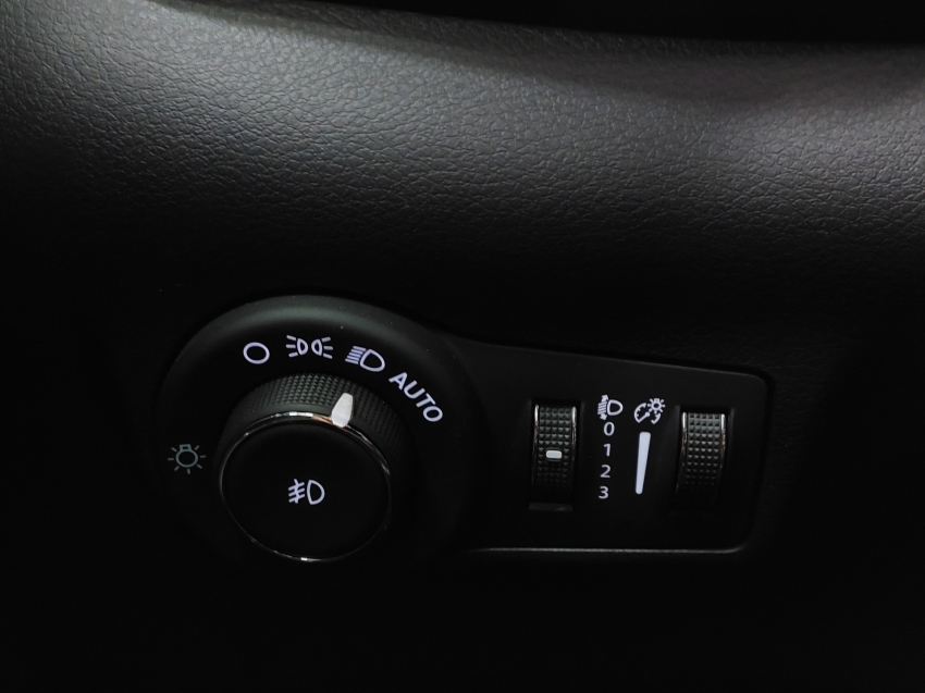 jeep commander 2.0 hurricane 4 turbo gasolina blackhawk at9 4p automatico 2025
