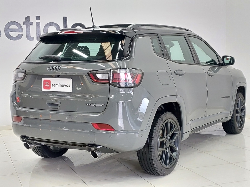 jeep compass 2.0 hurricane 4 turbo gasolina blackhawk at9 4p automatico 2025