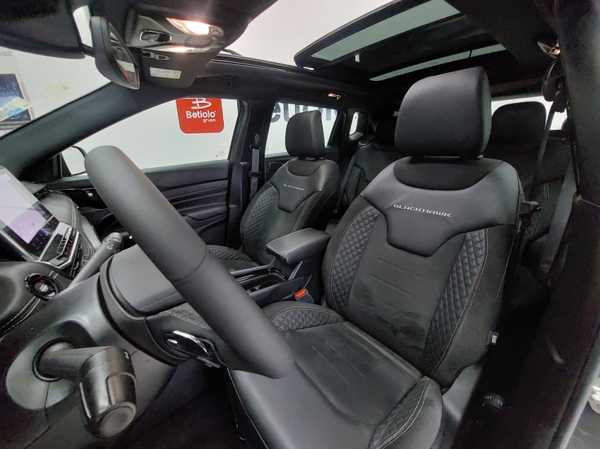 jeep compass 2.0 hurricane 4 turbo gasolina blackhawk at9 4p automatico 2025