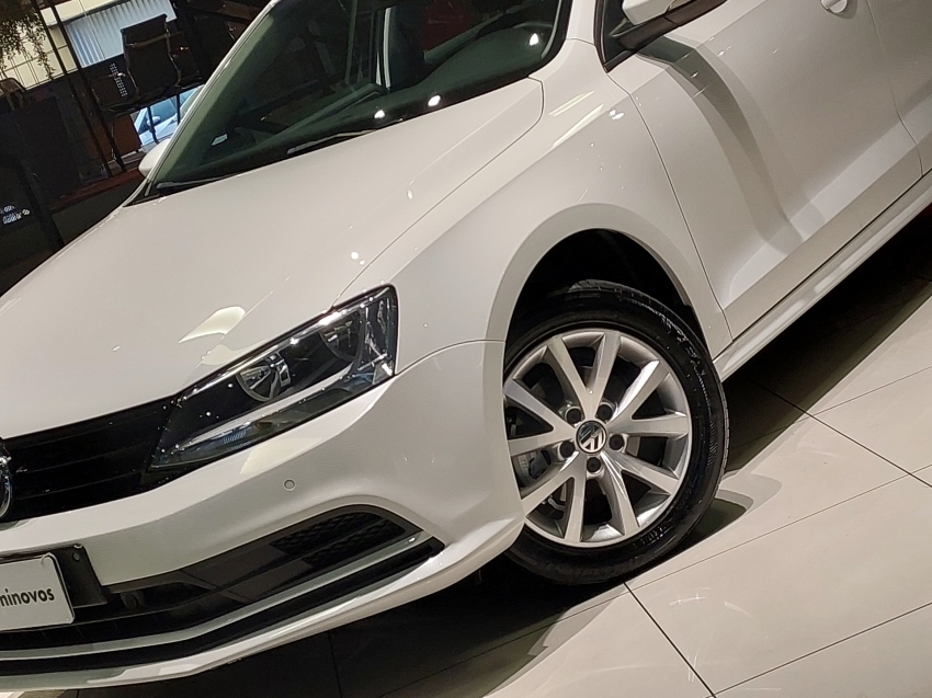 volkswagen jetta 2.0 trendline flex 4p tiptronic automatico 2016