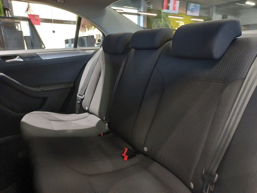 volkswagen jetta 2.0 trendline flex 4p tiptronic automatico 2016