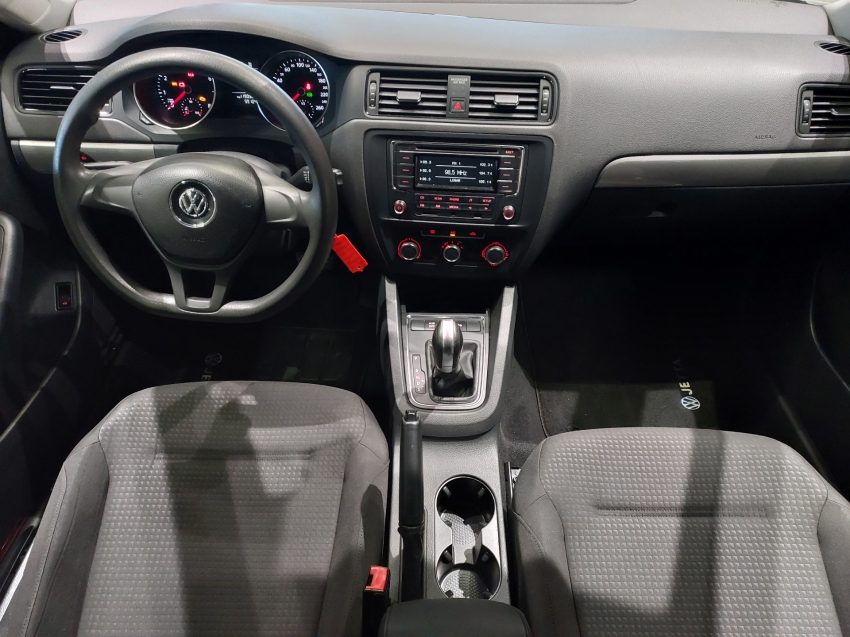 volkswagen jetta 2.0 trendline flex 4p tiptronic automatico 2016
