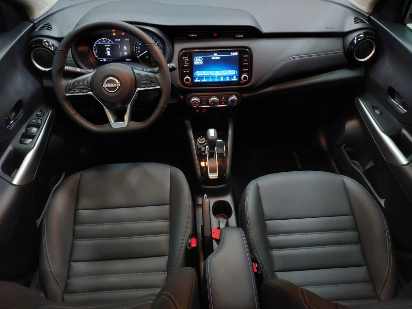 nissan kicks play 1.6 16v flexstart advance plus xtronic flex 4p automatico 2025