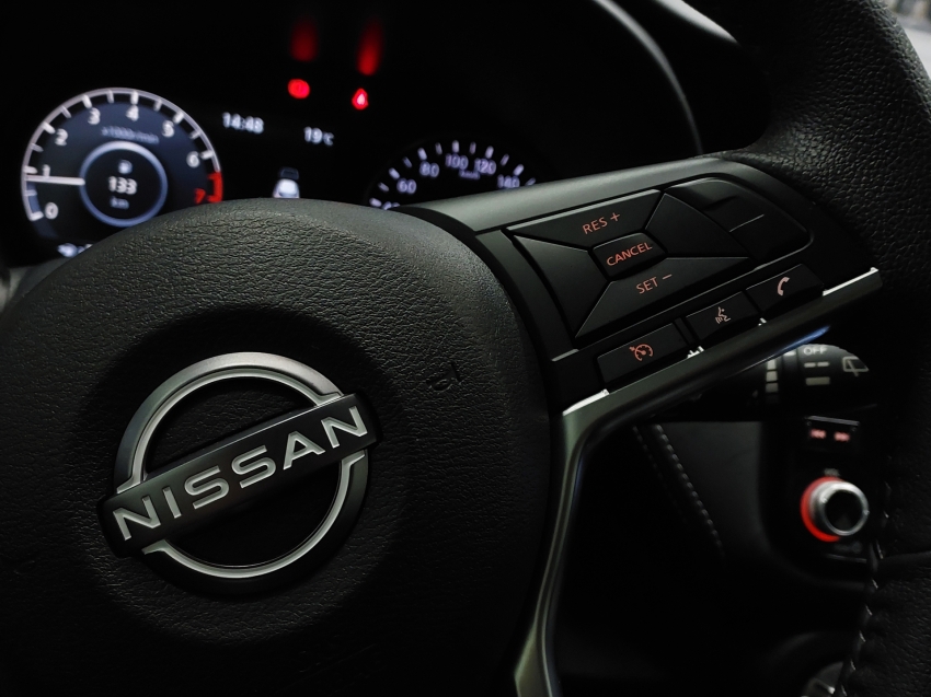 nissan kicks play 1.6 16v flexstart advance plus xtronic flex 4p automatico 2025