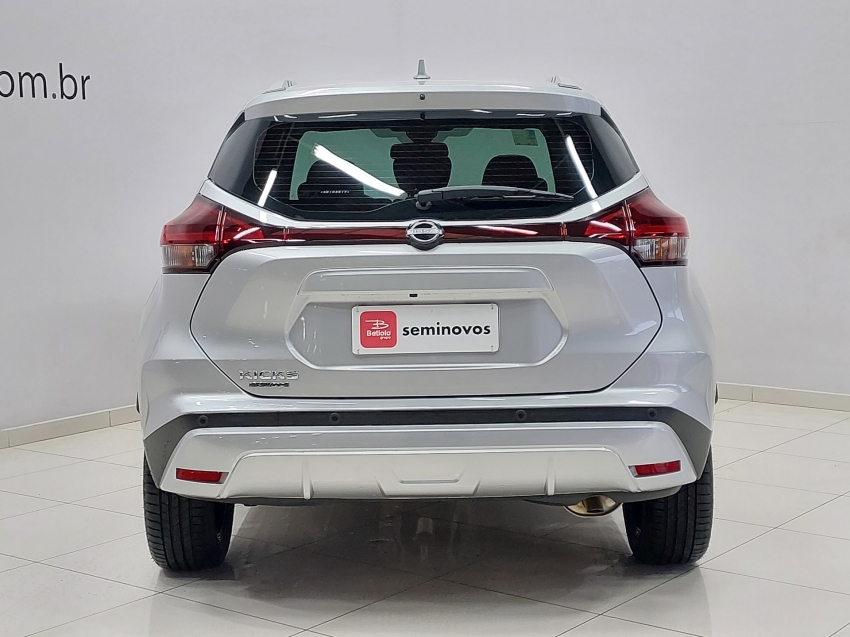nissan kicks play 1.6 16v flexstart advance plus xtronic flex 4p automatico 2025