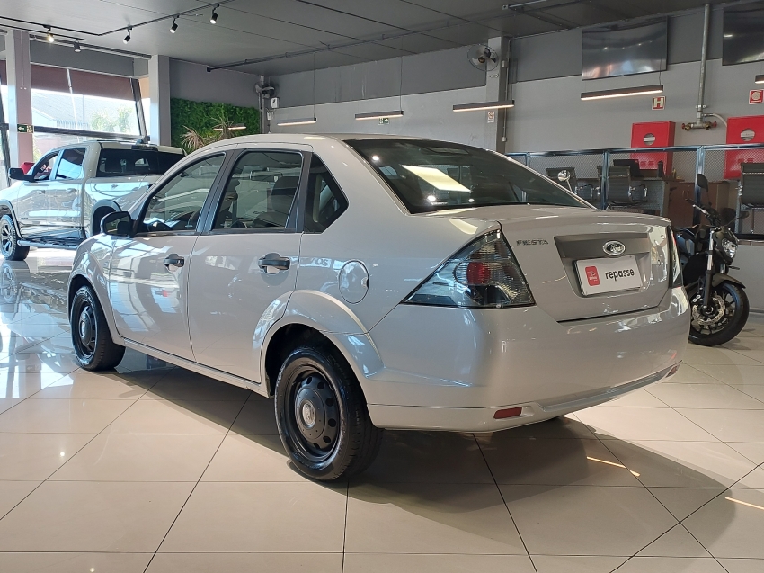 ford fiesta 1.6 mpi sedan 8v flex 4p manual 2011