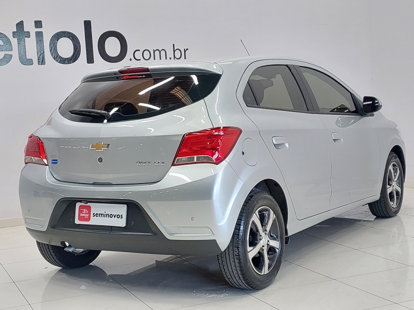 chevrolet onix 1.4 mpfi ltz 8v flex 4p automatico 2017