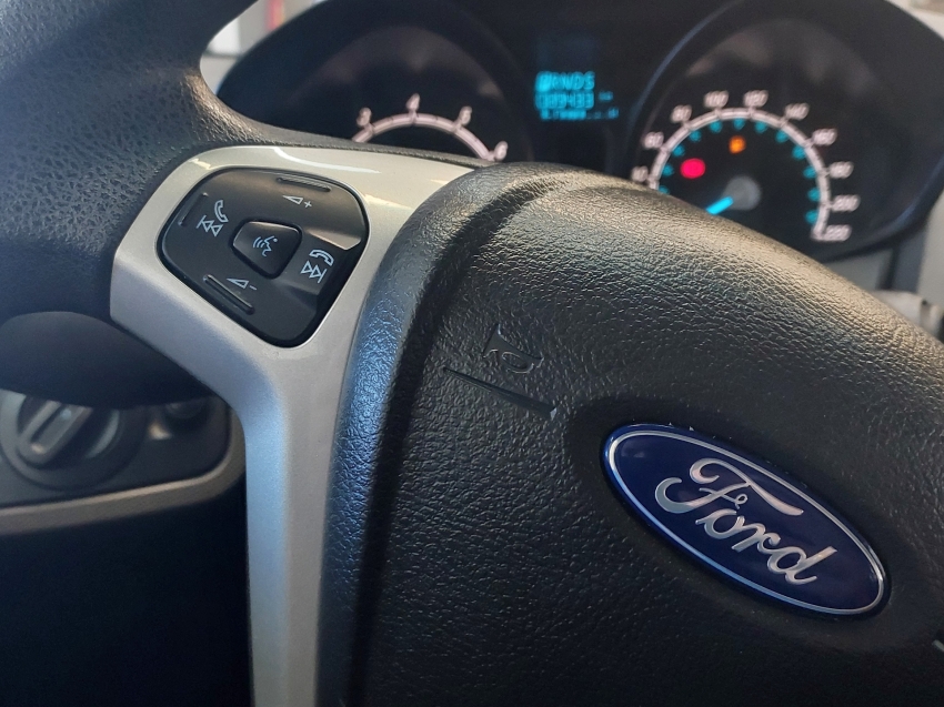 ford fiesta 1.6 sel hatch 16v flex 4p powershift automatico 2017