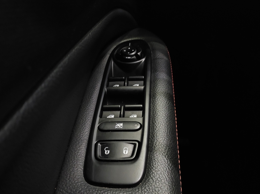 fiat toro 2.0 16v turbo diesel ultra 4wd at9 4p automatico 2023