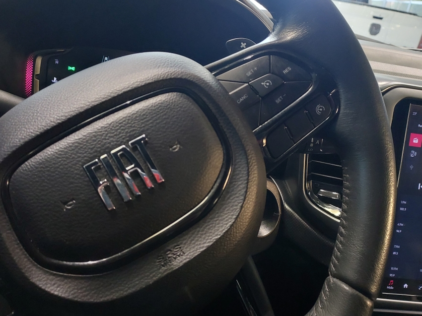 fiat toro 2.0 16v turbo diesel ultra 4wd at9 4p automatico 2023