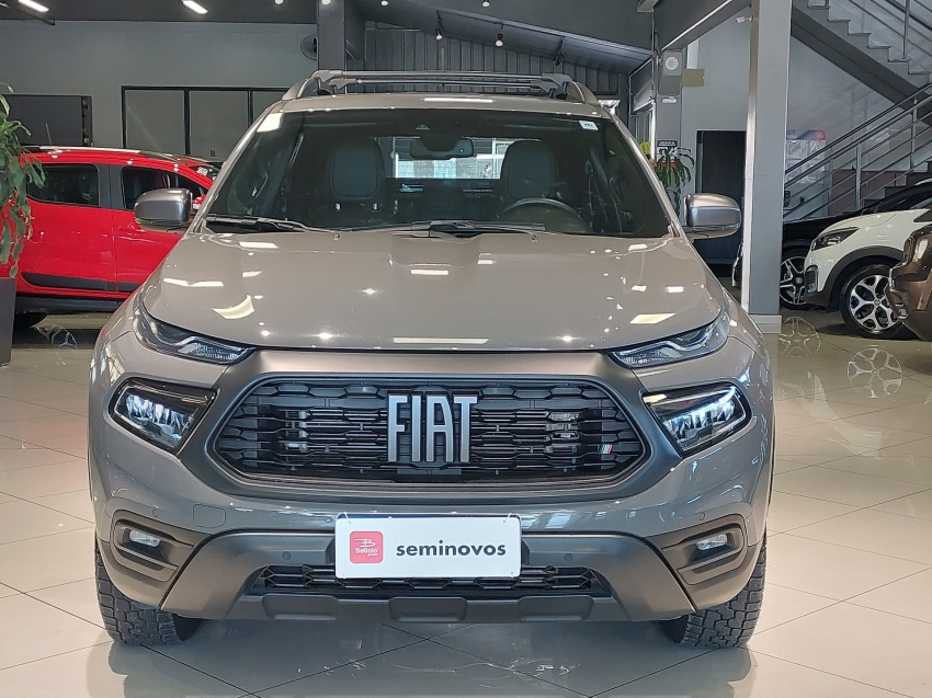 fiat toro 2.0 16v turbo diesel ultra 4wd at9 4p automatico 2023