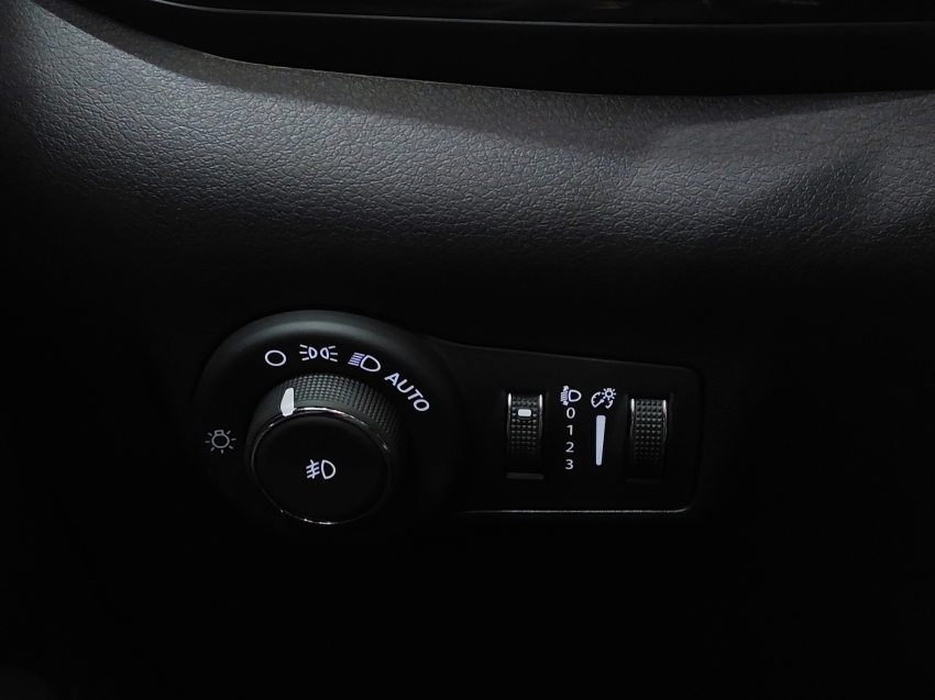 jeep commander 2.0 hurricane 4 turbo gasolina blackhawk at9 4p automatico 2025