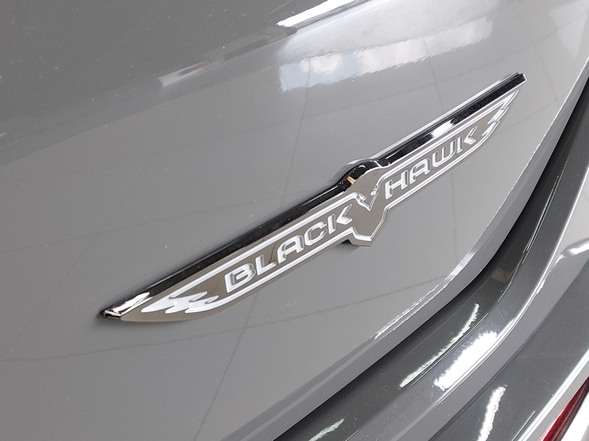 jeep commander 2.0 hurricane 4 turbo gasolina blackhawk at9 4p automatico 2025