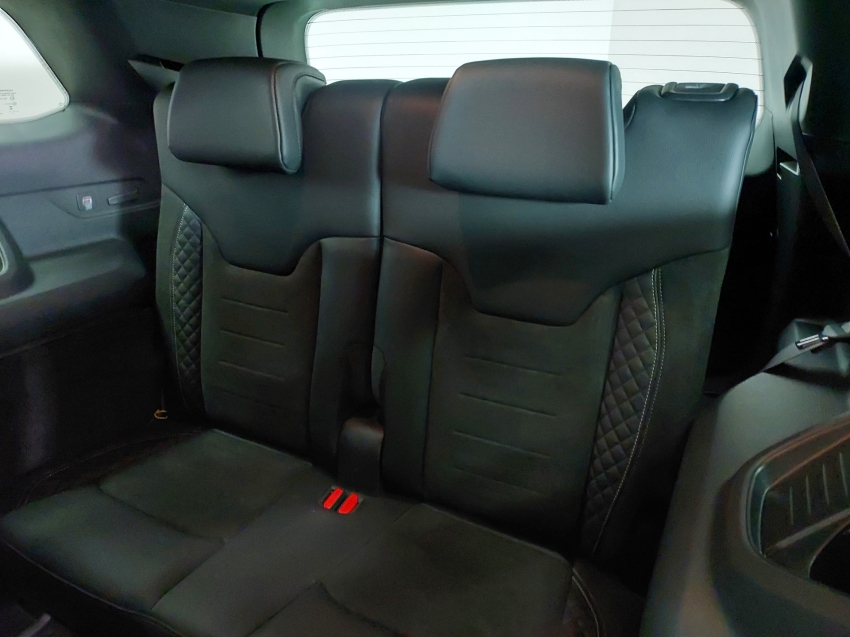 jeep commander 2.0 hurricane 4 turbo gasolina blackhawk at9 4p automatico 2025