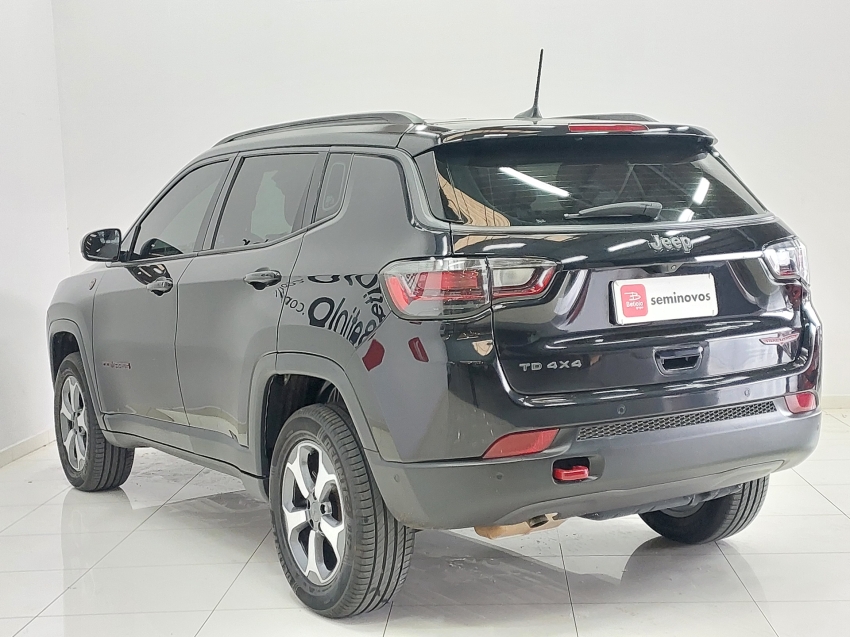 jeep compass 2.0 td350 turbo diesel trailhawk at9 4p automatico 2023