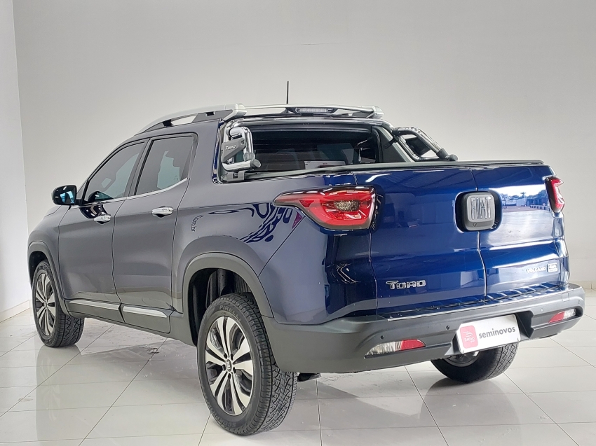 fiat toro 2.0 16v turbo diesel volcano 4wd at9 4p automatico 2023