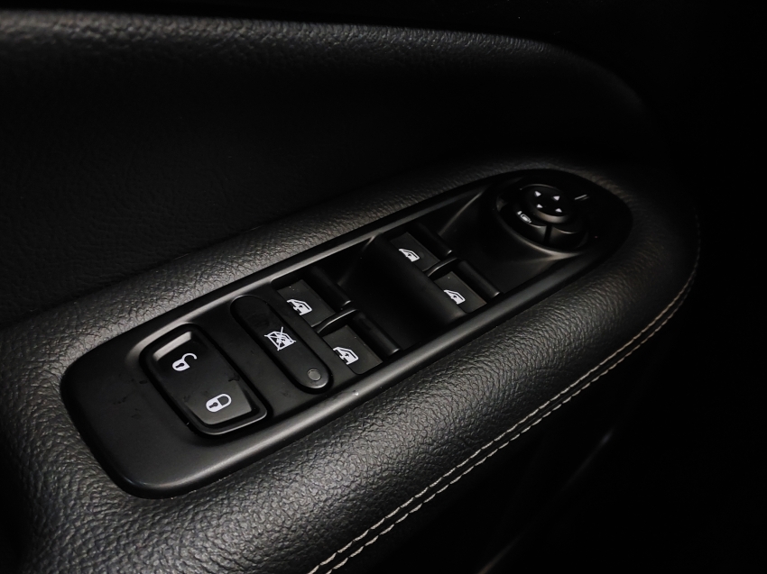 fiat toro 2.0 16v turbo diesel volcano 4wd at9 4p automatico 2023