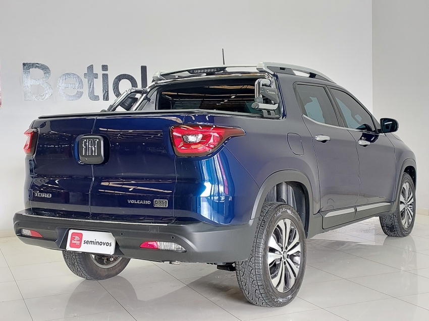 fiat toro 2.0 16v turbo diesel volcano 4wd at9 4p automatico 2023