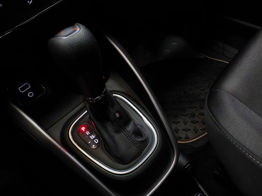 fiat cronos 1.8 e.torq flex hgt at6 4p automatico 2021