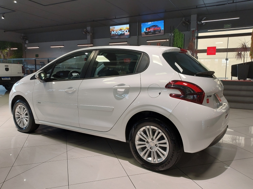 peugeot 208 1.2 allure 12v flex 4p manual 2017