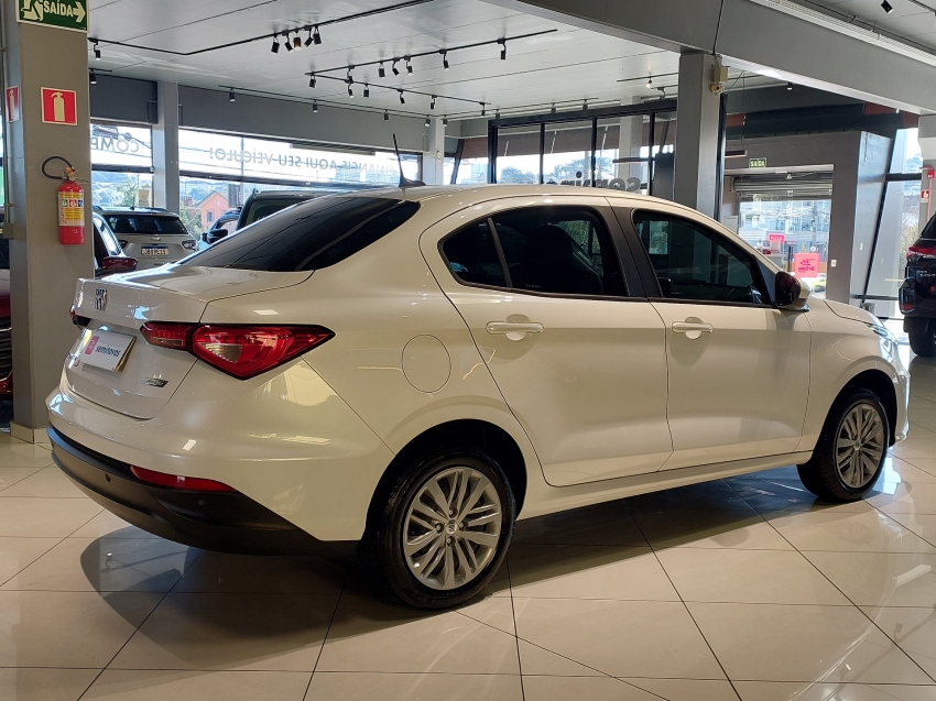 fiat cronos 1.3 firefly flex drive cvt 4p automatico 2023