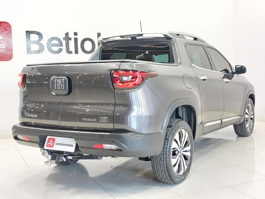 fiat toro 2.0 16v turbo diesel volcano 4wd at9 4p automatico 2024