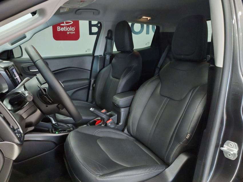 fiat toro 2.0 16v turbo diesel volcano 4wd at9 4p automatico 2024