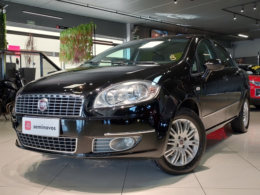 fiat linea 1.8 essence 16v flex 4p manual 2013