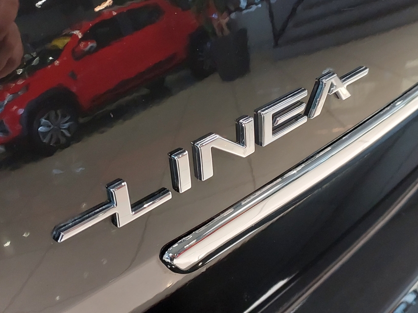 fiat linea 1.8 essence 16v flex 4p manual 2013